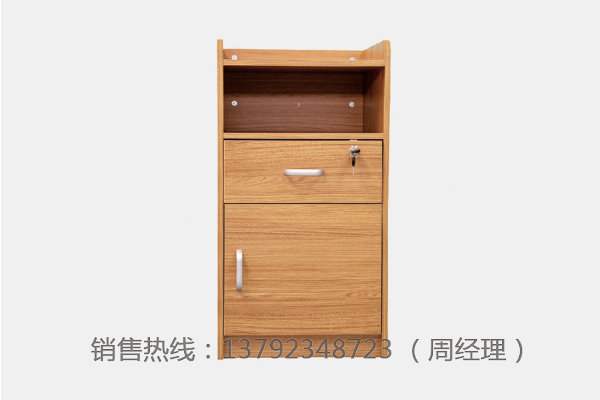 E4 多合实木板床头柜